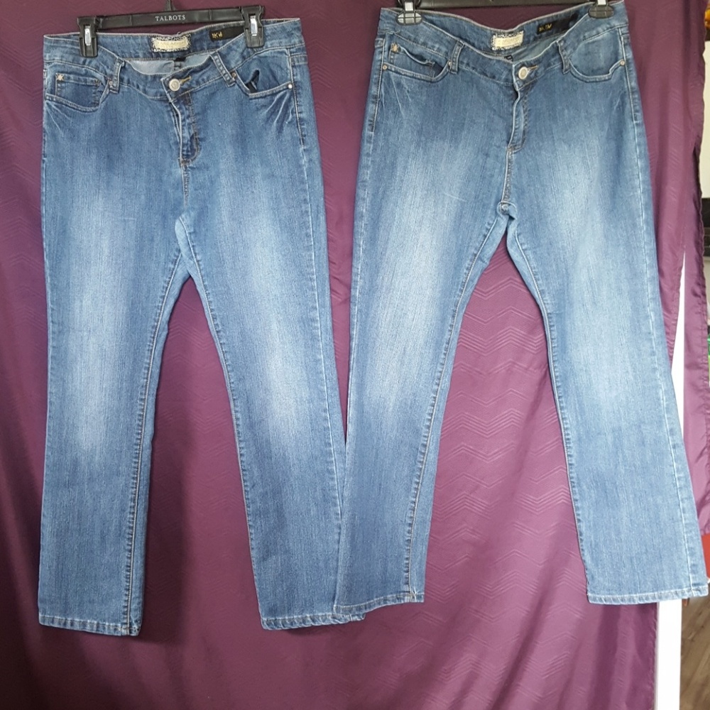 Kardashian Kollection "The Kim" blue jeans